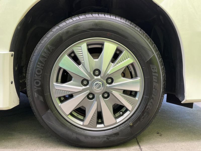 2018 Nissan Serena DAA-HFC27 (UW-6a506263e4cf3)[29]