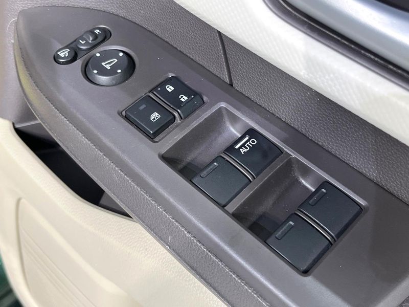 2018 Honda N-BOX DBA-JF4 (UW-6a5062b6b31ca)[4]