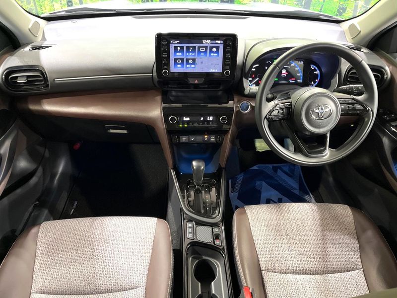 2022 Toyota Yaris Cross 6AA-MXPJ10 (UW-6a5063f589398)[11]