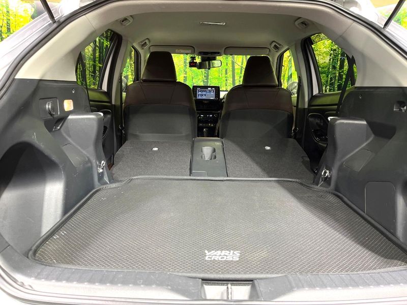 2022 Toyota Yaris Cross 6AA-MXPJ10 (UW-6a5063f589398)[18]