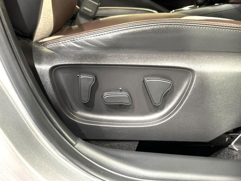 2022 Toyota Yaris Cross 6AA-MXPJ10 (UW-6a5063f589398)[7]