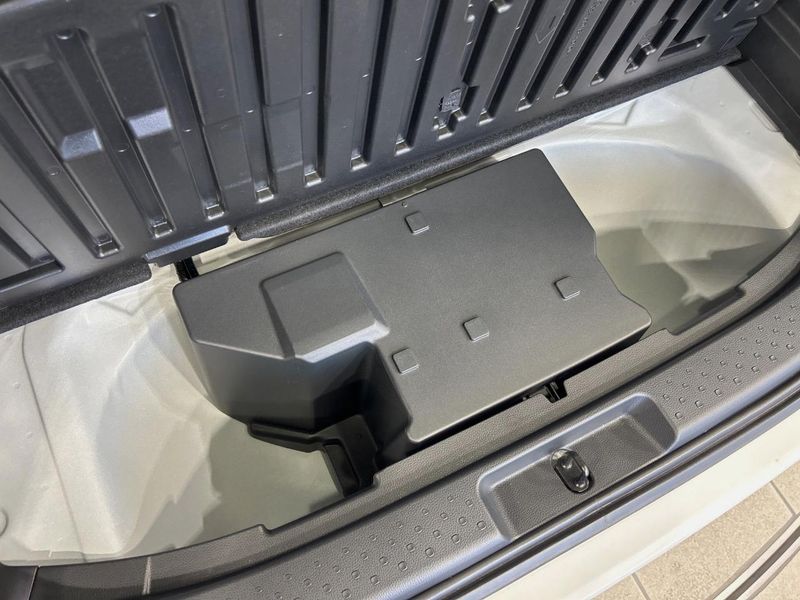 2024 Toyota Sienta 6AA-MXPL10G (UW-6a50640ada9c7)[20]