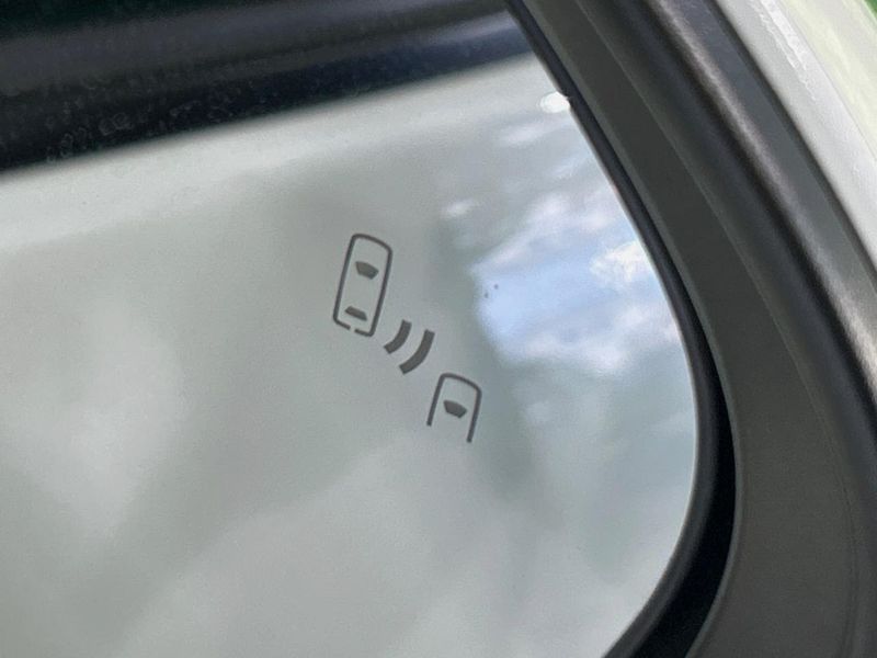 2024 Toyota Sienta 6AA-MXPL10G (UW-6a50640ada9c7)[28]