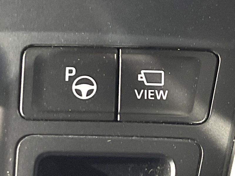 2023 Toyota Voxy 6BA-MZRA95W (UW-6a50642d4f330)[28]