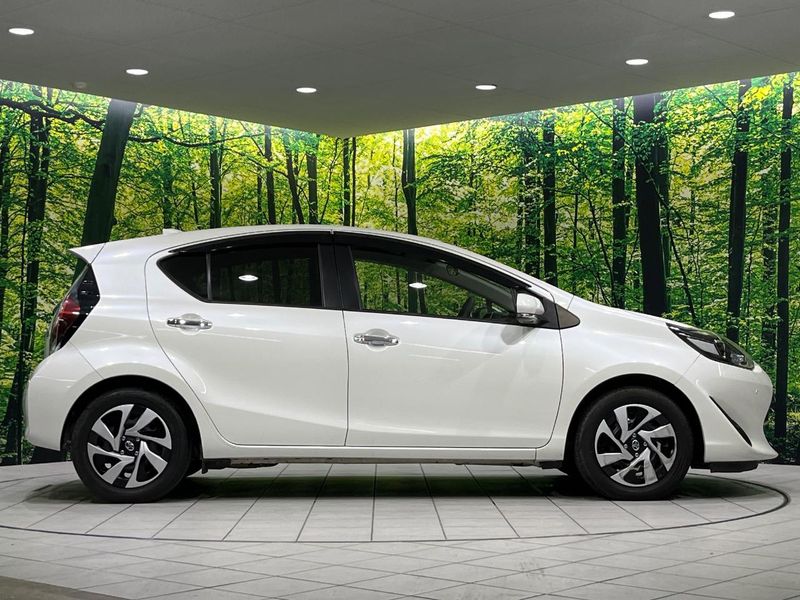 2021 Toyota Aqua 6AA-NHP10 (UW-6a50643bb944a)[22]