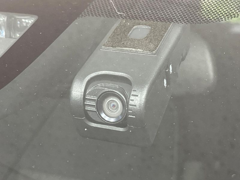 2021 Toyota Aqua 6AA-NHP10 (UW-6a50643bb944a)[5]