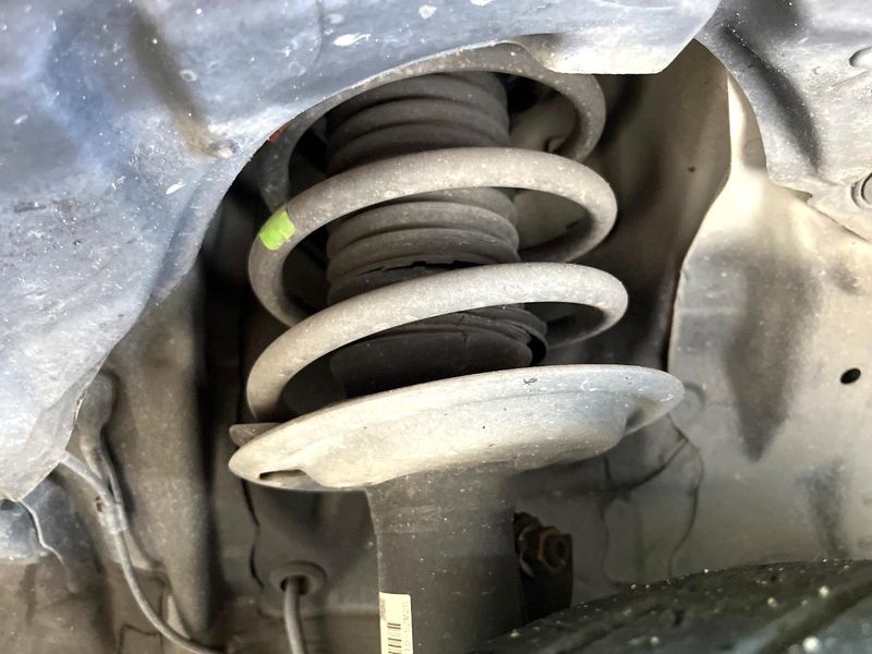 2016 Toyota Aqua DAA-NHP10 (UW-6a50643ee250a)[18]