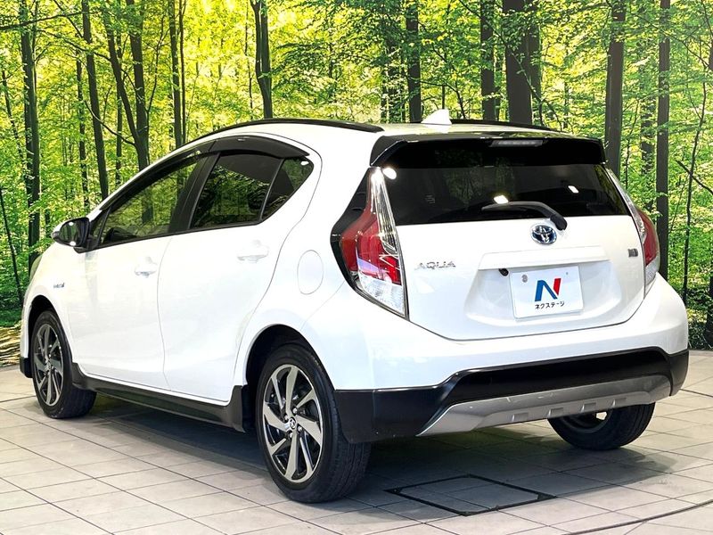 2016 Toyota Aqua DAA-NHP10 (UW-6a50643ee250a)[7]