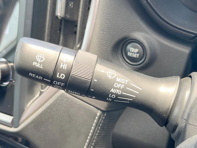 2022 Subaru Forester 4BA-SK5 (UW-6a506497d3adf)[16]