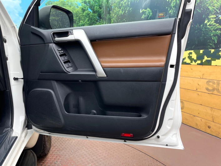 2022 Toyota Land Cruiser Prado 3BA-TRJ150W (UW-6a5064a8b802d)[24]