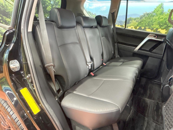 2022 Toyota Land Cruiser Prado 3BA-TRJ150W (UW-6a5064aa74215)[23]