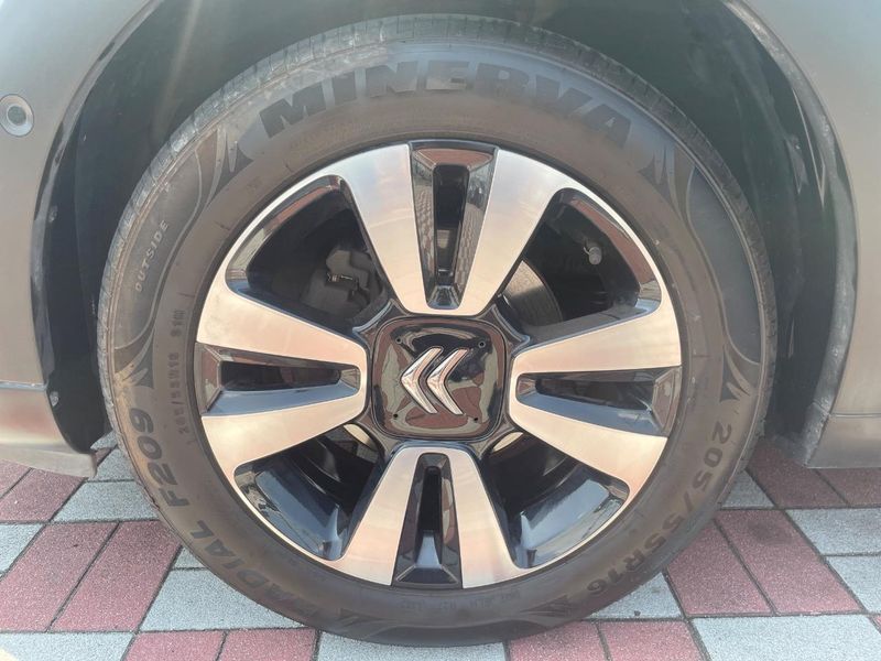 2018 Citroen C3 ABA-B6HN01 (UW-6a5064bdcd30c)[11]