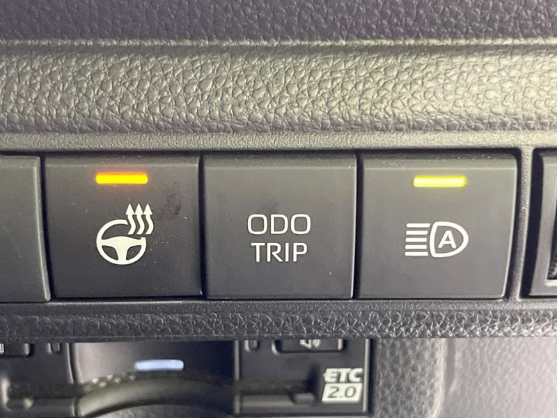 2024 Toyota Corolla Touring 6AA-ZWE219W (UW-6a50653ab69ca)[29]