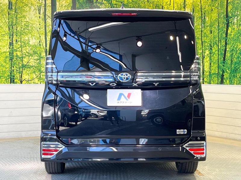2022 Toyota Voxy 6AA-ZWR90W (UW-6a506544e99b1)[29]