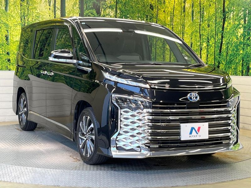 2022 Toyota Voxy 6AA-ZWR90W (UW-6a506544e99b1)[26]
