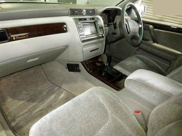 2001 Toyota Crown JZS171 (UW-mrelpqfedukf)[2]