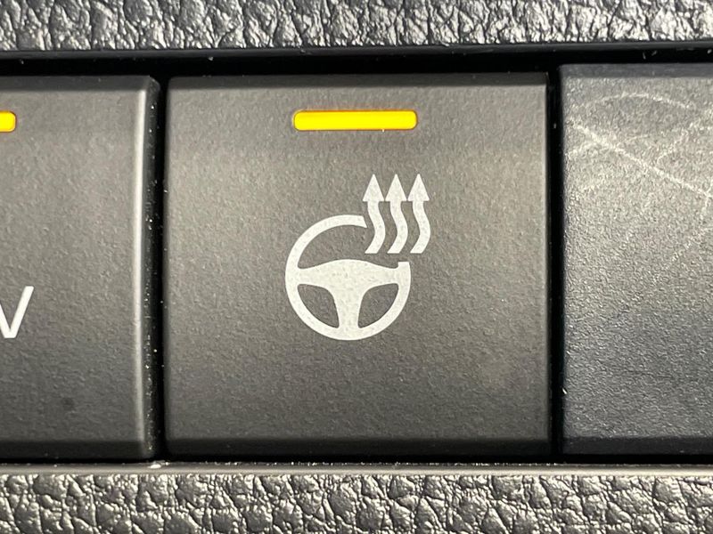 2020 Toyota RAV4 6AA-AXAH54 (UW-6a51b2b9e1416)[24]
