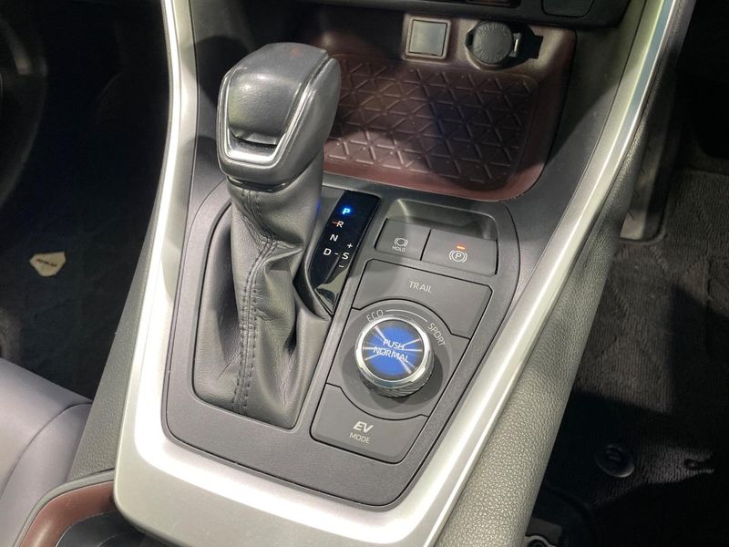 2020 Toyota RAV4 6AA-AXAH54 (UW-6a51b2b9e1416)[13]