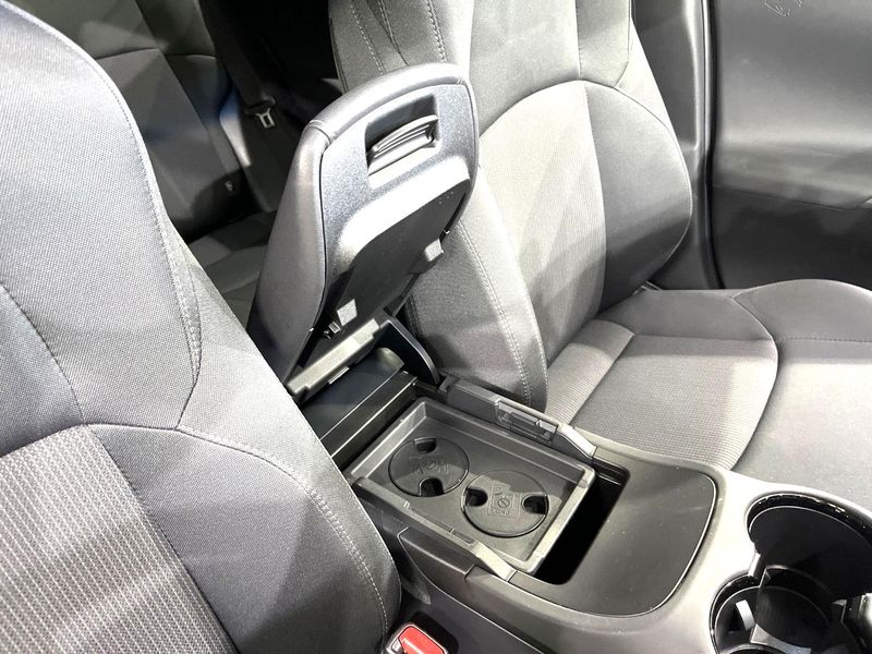 2022 Toyota Harrier Hybrid 6AA-AXUH85 (UW-6a51b2cd43302)[28]