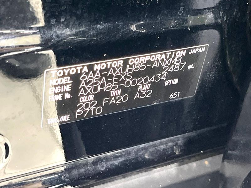 2022 Toyota Harrier Hybrid 6AA-AXUH85 (UW-6a51b2cd43302)[1]