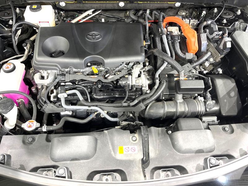2022 Toyota Harrier Hybrid 6AA-AXUH85 (UW-6a51b2cd43302)[6]