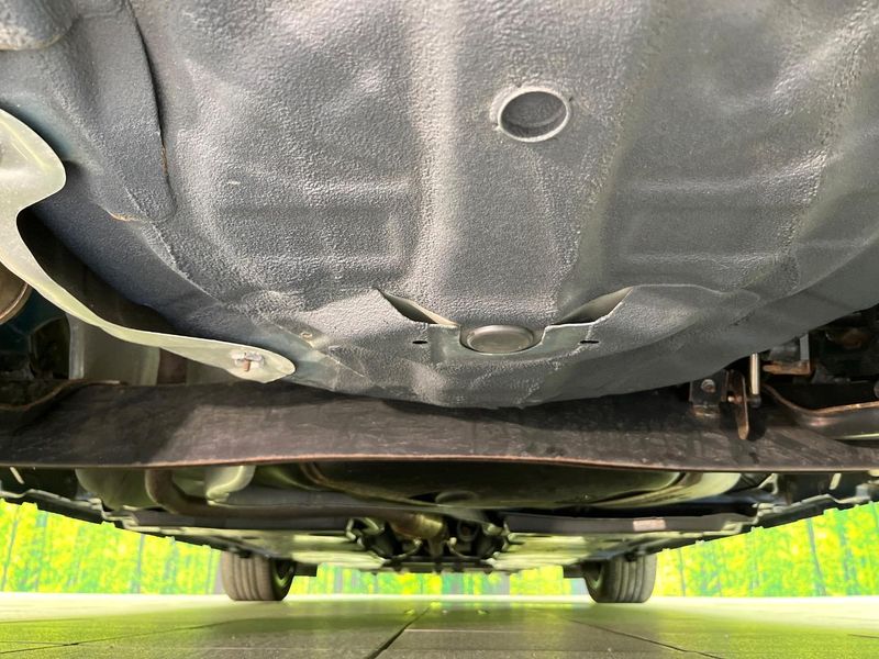 2021 Nissan Aura 6AA-FE13 (UW-6a51b33b23924)[17]