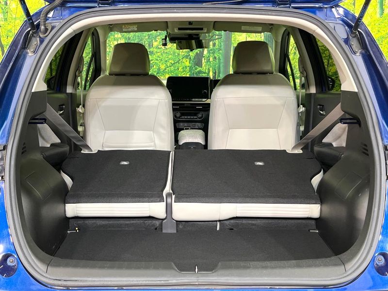 2021 Nissan Aura 6AA-FE13 (UW-6a51b33b23924)[8]