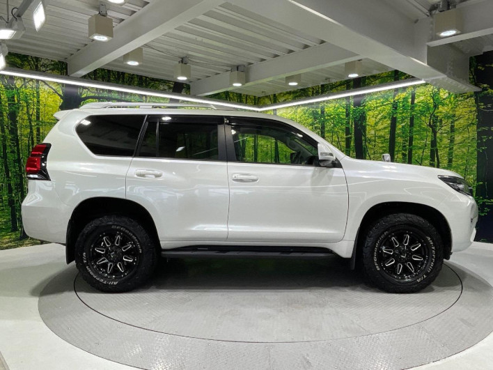 2018 Toyota Land Cruiser Prado LDA-GDJ150W (UW-6a51b34d6ce78)[17]
