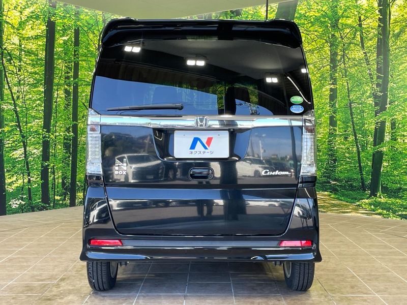 2016 Honda N-BOX CUSTOM DBA-JF1 (UW-6a51b3c15e33d)[19]