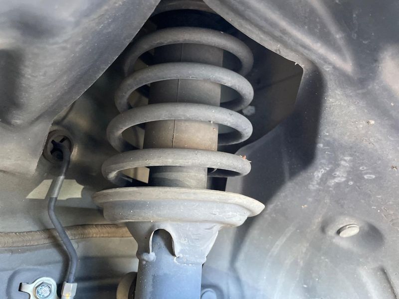 2016 Honda N-BOX CUSTOM DBA-JF1 (UW-6a51b3c15e33d)[27]