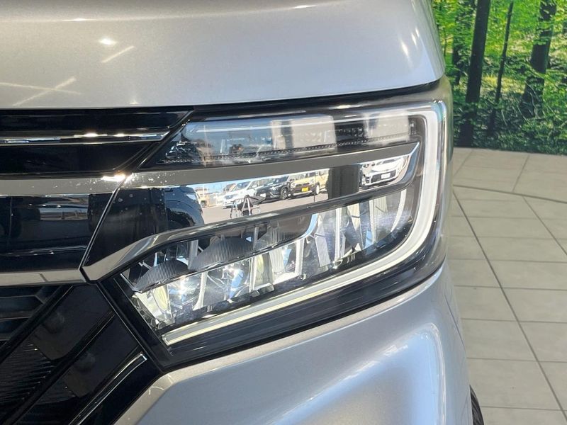 2018 Honda N-BOX CUSTOM DBA-JF3 (UW-6a51b3d423ab9)[8]