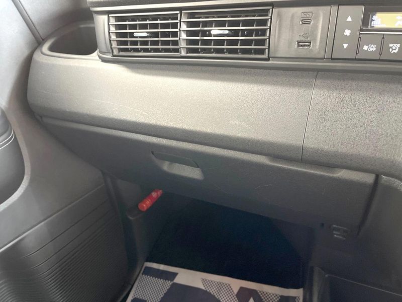 2023 Honda N-BOX CUSTOM 6BA-JF5 (UW-6a51b3e6d35f7)[15]