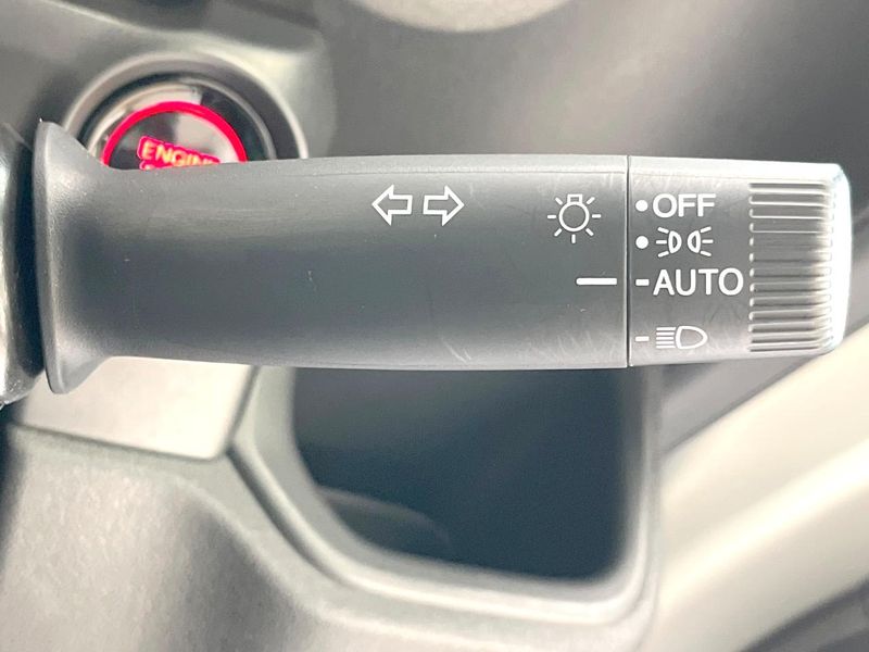 2023 Honda N-BOX CUSTOM 6BA-JF5 (UW-6a51b3e6d35f7)[21]