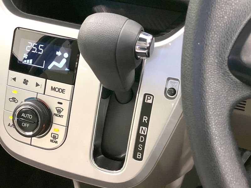 2018 Daihatsu Cast DBA-LA250S (UW-6a51b43454e31)[25]