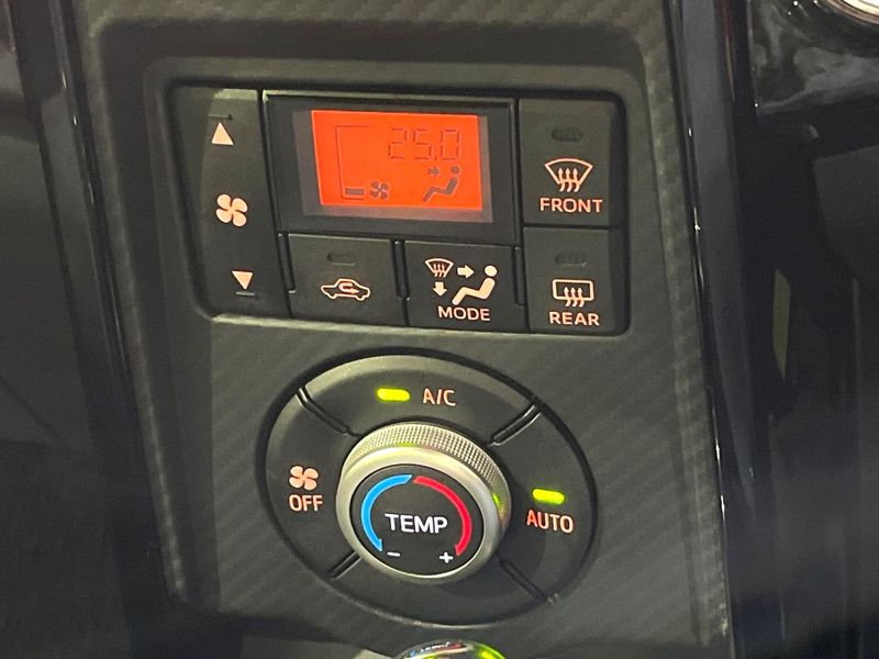 2022 Toyota Copen 3BA-LA400A (UW-6a51b43eee757)[11]