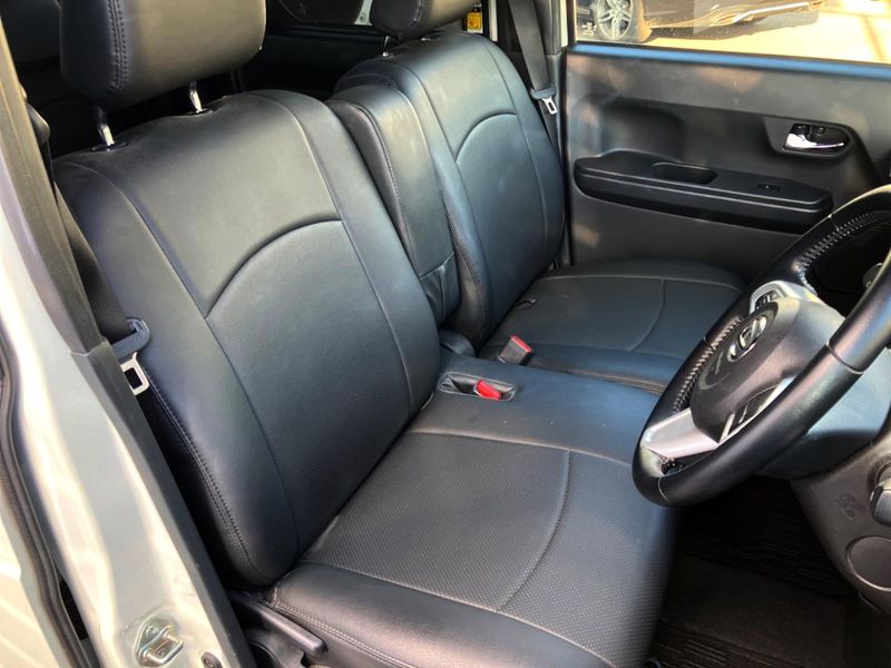 2019 Daihatsu Wake DBA-LA700S (UW-6a51b45bb9dfd)[14]