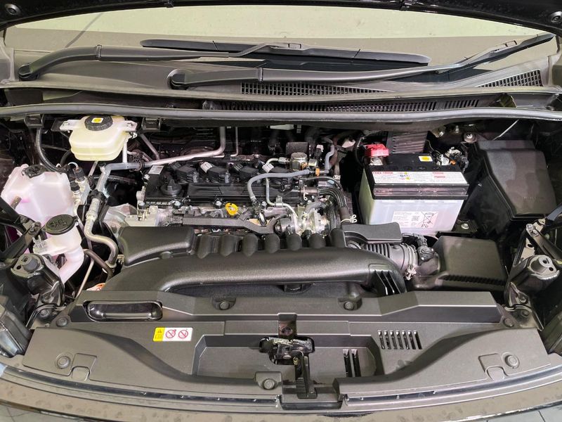 2024 Toyota Voxy 6BA-MZRA90W (UW-6a51b531550c3)[20]