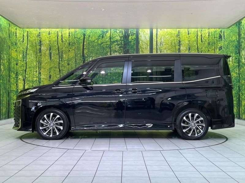 2024 Toyota Voxy 6BA-MZRA90W (UW-6a51b531550c3)[11]