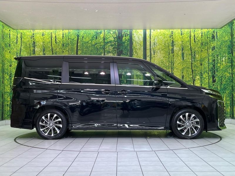 2024 Toyota Voxy 6BA-MZRA90W (UW-6a51b531550c3)[7]