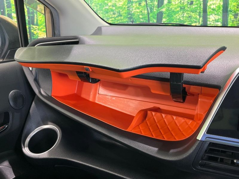 2019 Toyota Sienta 6AA-NHP170G (UW-6a51b54a3527a)[6]