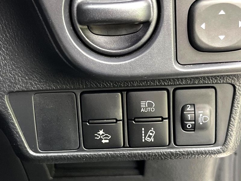 2015 Toyota Corolla Fielder DAA-NKE165G (UW-6a51b54bc47d9)[8]