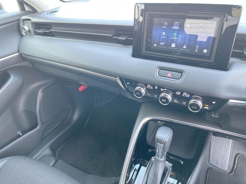2023 Honda Vezel 6AA-RV5 (UW-6a51b57995ca0)[14]