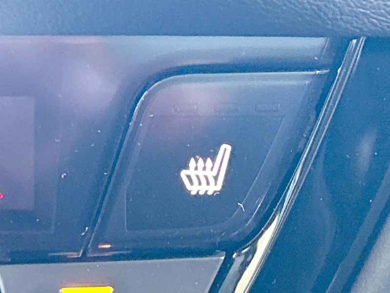 2023 Honda Vezel 6AA-RV5 (UW-6a51b57995ca0)[18]