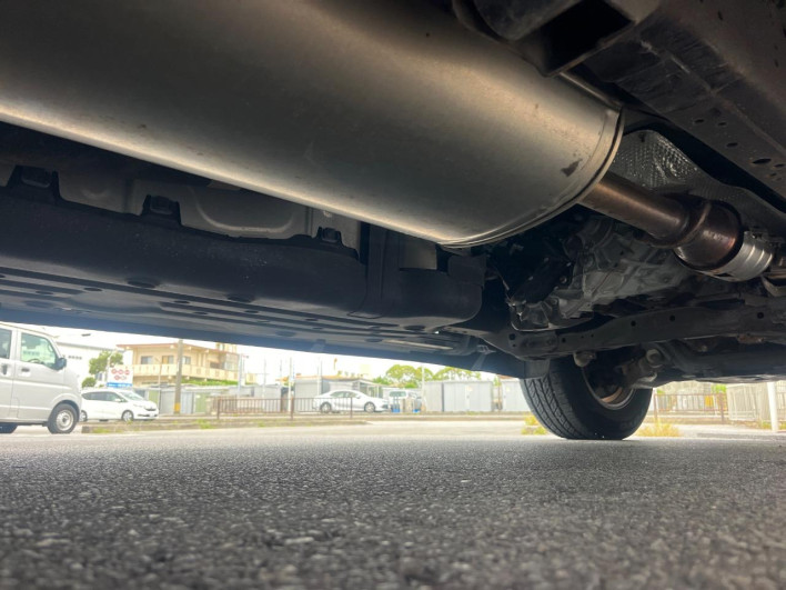 2019 Toyota Land Cruiser Prado CBA-TRJ150W (UW-6a51b5a361ef4)[17]