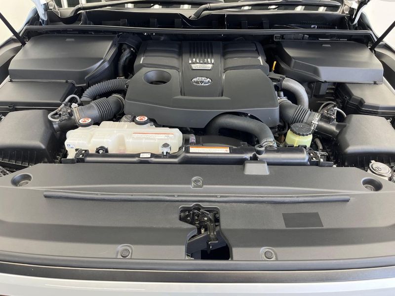 2023 Toyota Land Cruiser 3BA-VJA300W (UW-6a51b5b5490a0)[10]