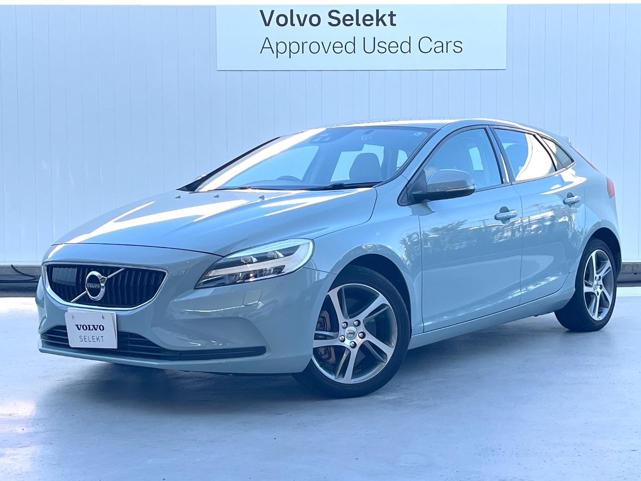 2017 Volvo V40 DBA-MB4154T