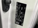 2018 Toyota Voxy DBA-ZRR80W (UW-6a51b5f551f3c)[1]