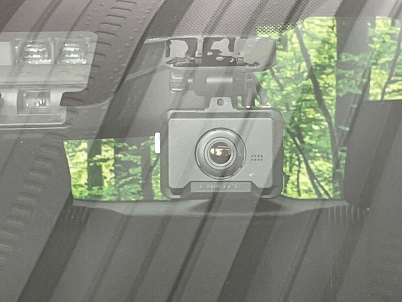 2018 Toyota Voxy DBA-ZRR80W (UW-6a51b5f551f3c)[6]