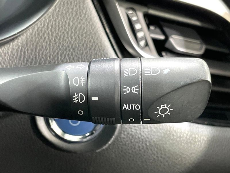 2019 Toyota C-HR DAA-ZYX10 (UW-6a51b63d09a24)[29]