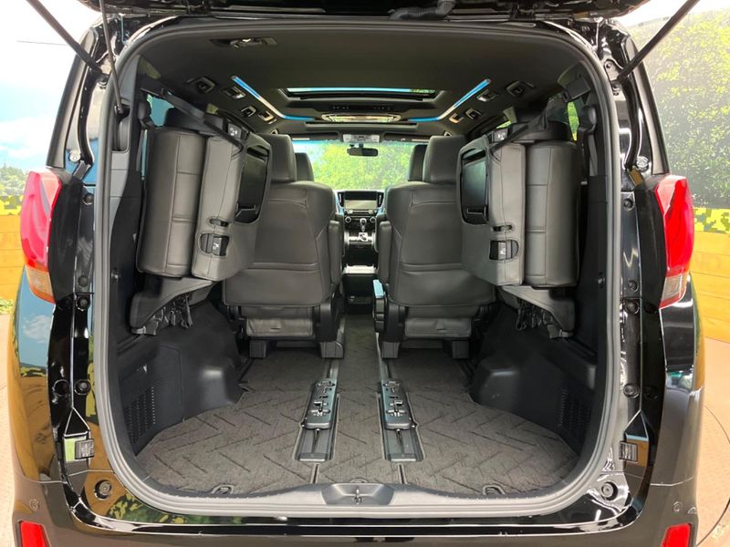 2017 Toyota Alphard DBA-AGH30W (UW-6a530418b530e)[28]